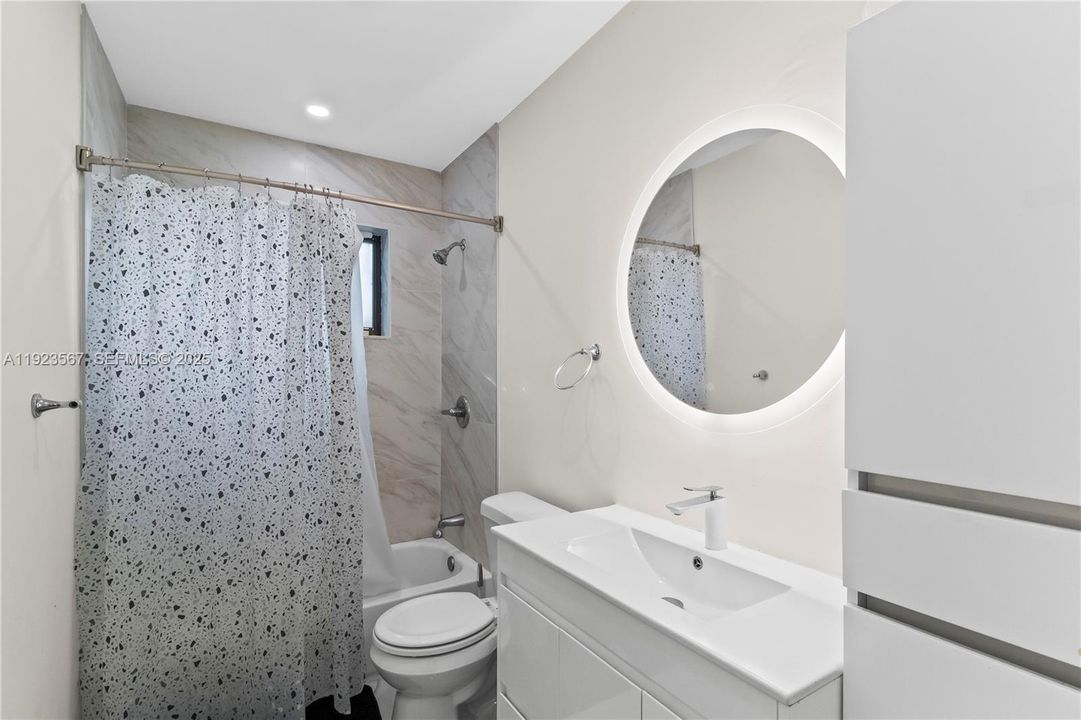 待售: $920,000 (4 贝兹, 3 浴室, 2172 平方英尺)