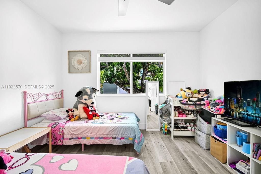 出租: $5,999 (3 贝兹, 2 浴室, 1418 平方英尺)