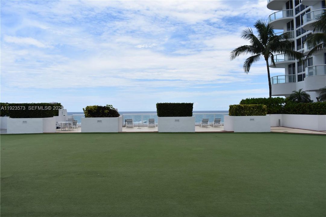 For Rent: $6,000 (1 beds, 2 baths, 1151 Square Feet)