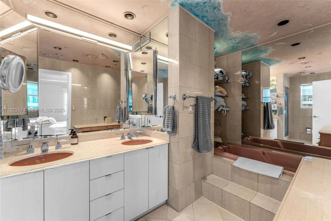 For Rent: $6,500 (2 beds, 2 baths, 1760 Square Feet)