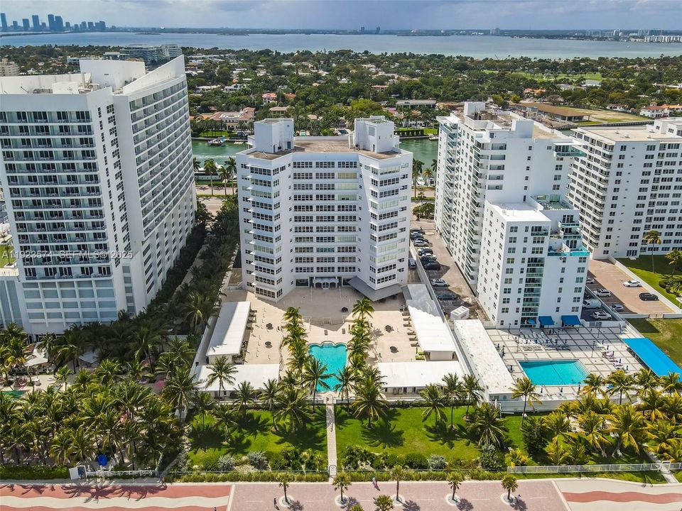 For Rent: $6,500 (2 beds, 2 baths, 1760 Square Feet)