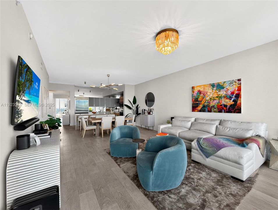 For Sale: $1,625,000 (3 beds, 3 baths, 1708 Square Feet)