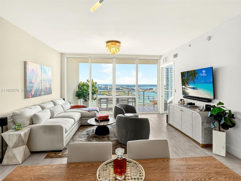 For Sale: $1,625,000 (3 beds, 3 baths, 1708 Square Feet)