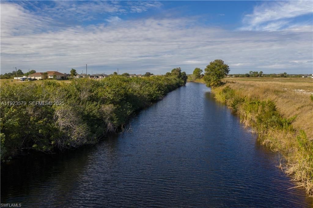 待售: $59,900 (0.28 acres)