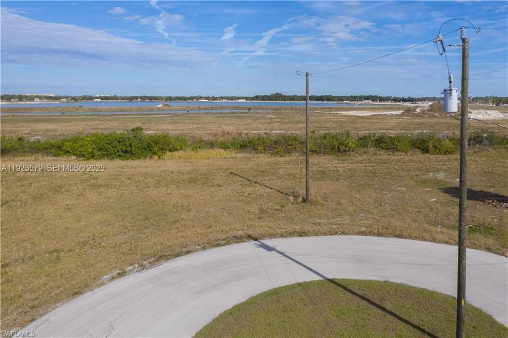 待售: $59,900 (0.28 acres)