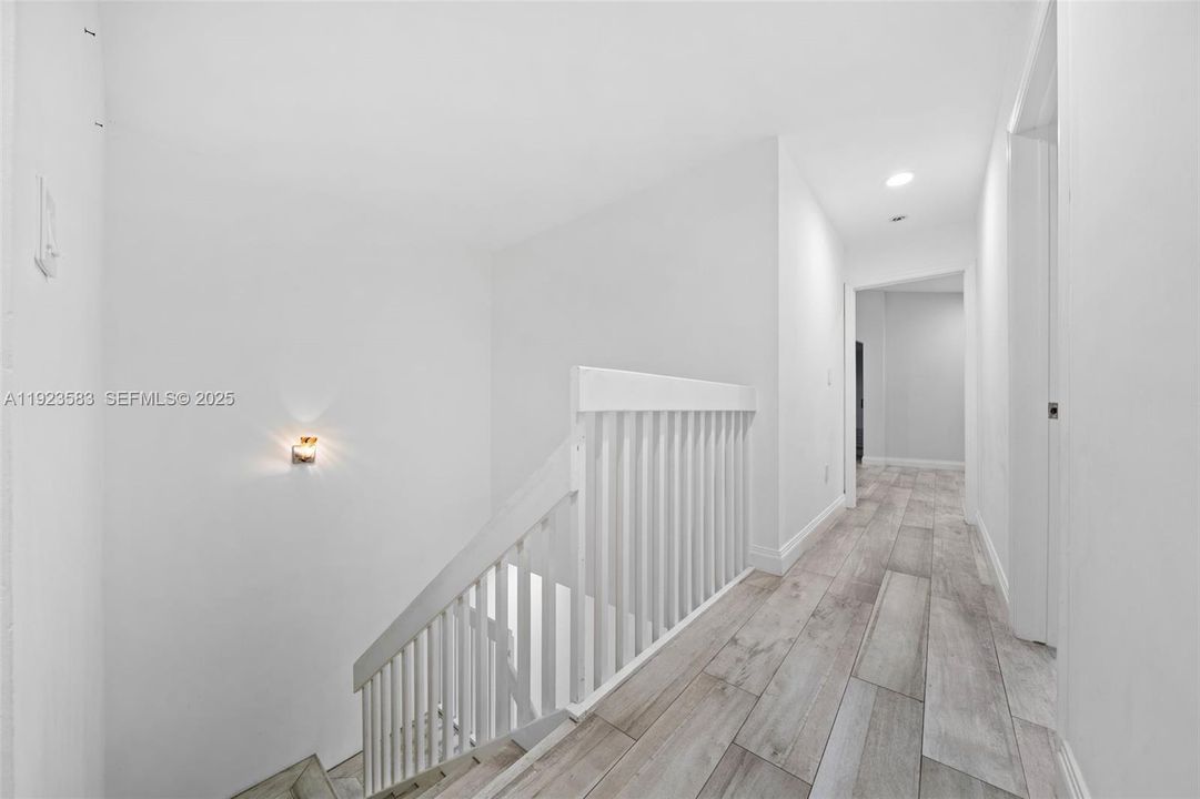 В аренду: $4,500 (3 спален, 2 ванн, 1748 Квадратных фут)