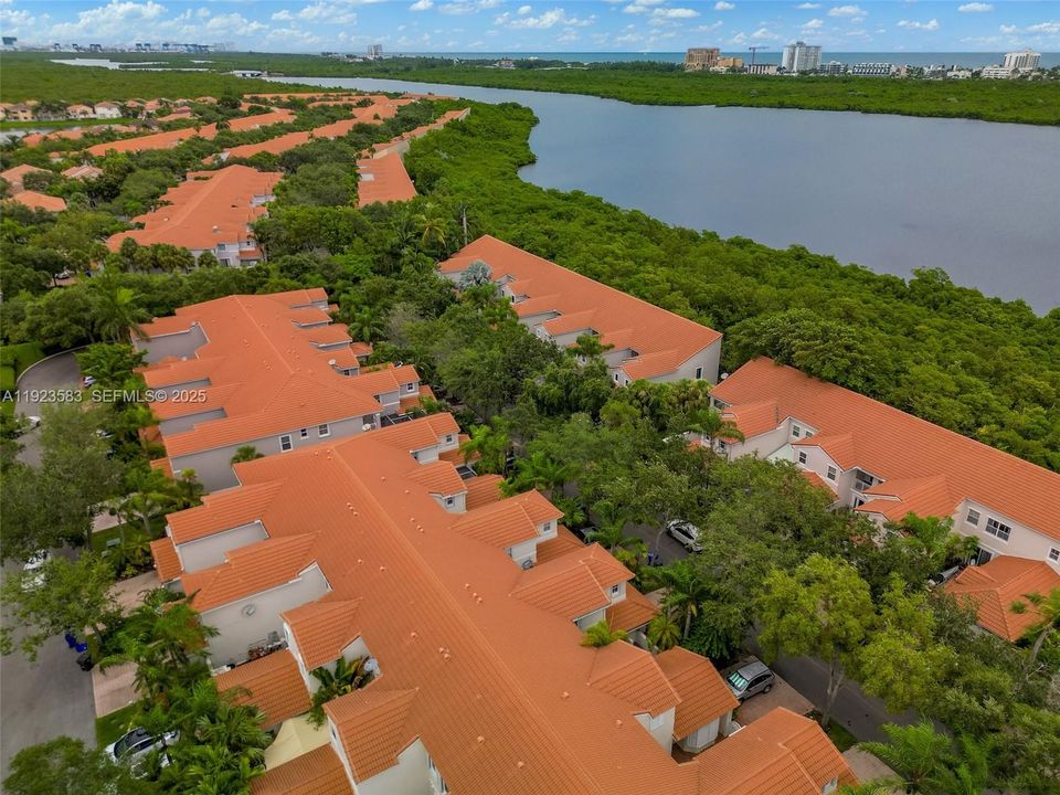 В аренду: $4,500 (3 спален, 2 ванн, 1748 Квадратных фут)