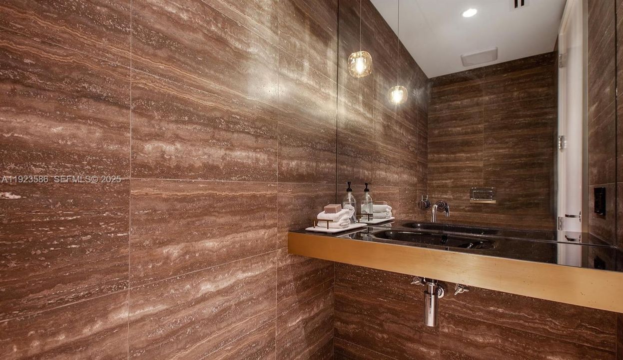 待售: $5,700,000 (3 贝兹, 3 浴室, 2699 平方英尺)