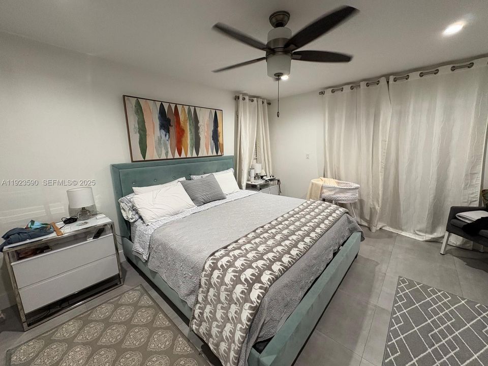 For Rent: $3,100 (3 beds, 2 baths, 1445 Square Feet)