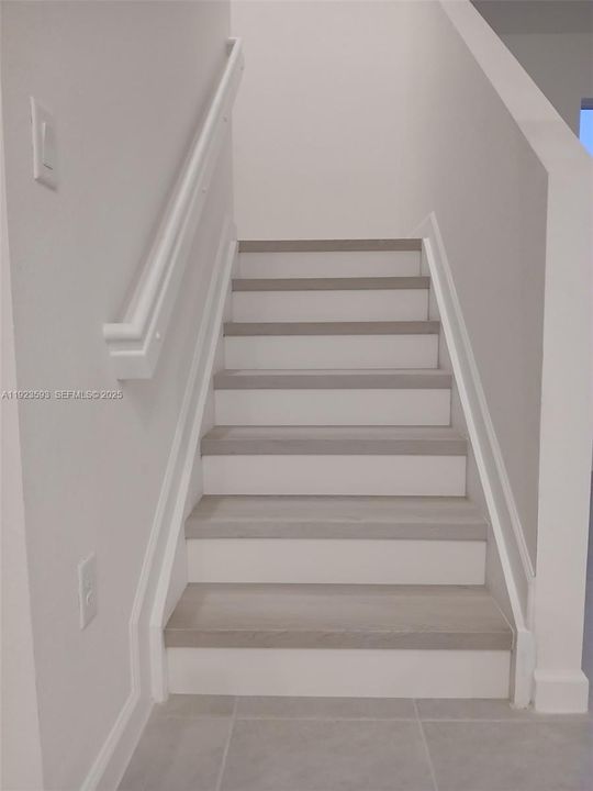 For Rent: $4,200 (5 beds, 3 baths, 2665 Square Feet)