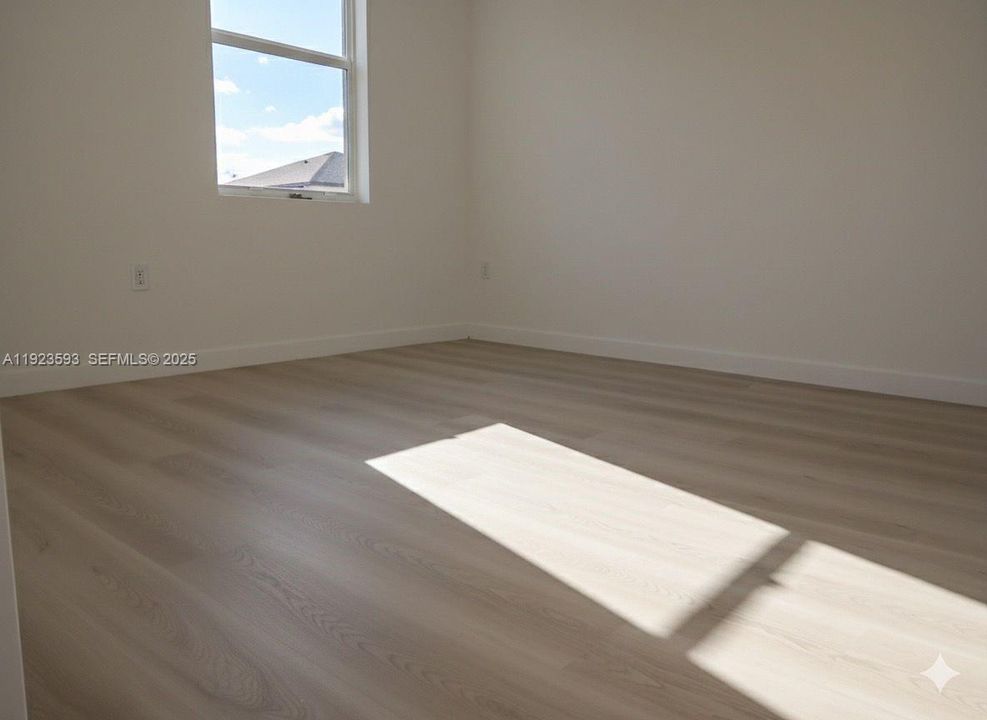 For Rent: $4,200 (5 beds, 3 baths, 2665 Square Feet)