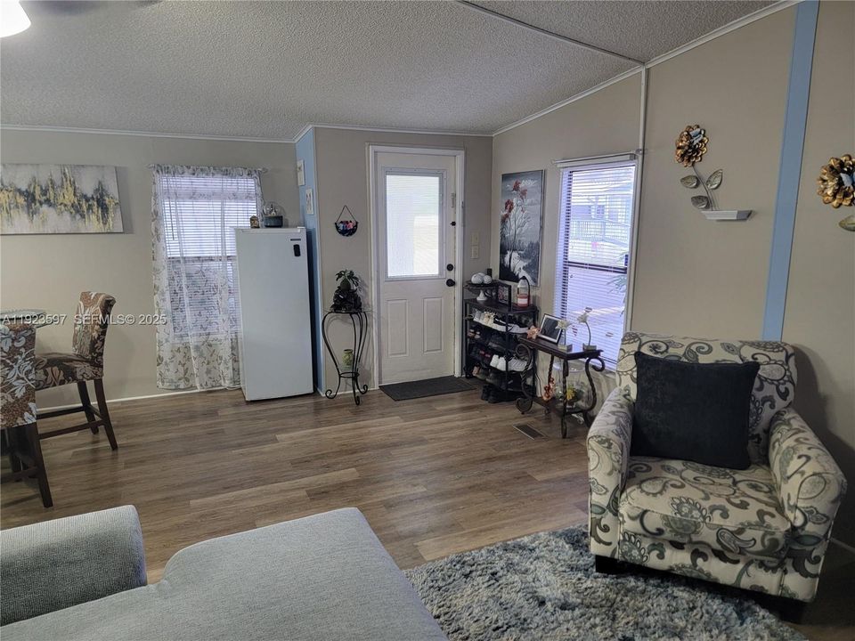 На продажу: $85,000 (2 спален, 2 ванн, 0 Квадратных фут)