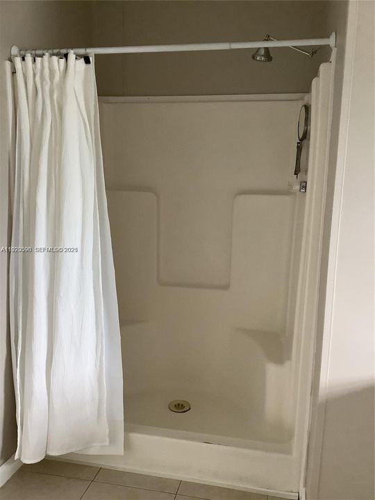 For Sale: $309,500 (3 beds, 2 baths, 1690 Square Feet)