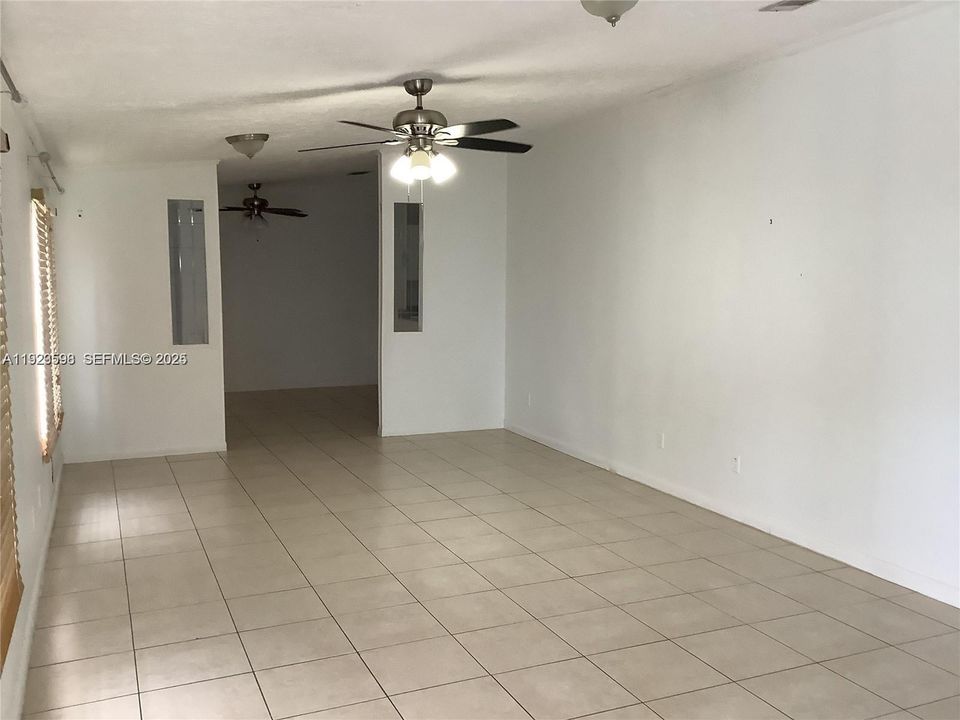 For Sale: $309,500 (3 beds, 2 baths, 1690 Square Feet)