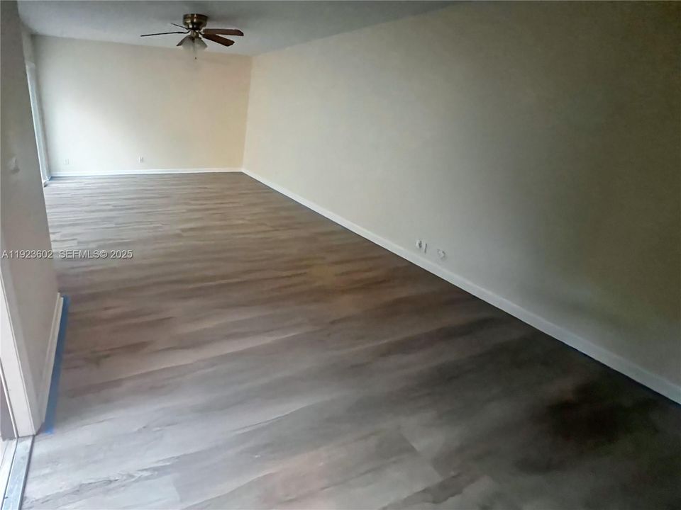 For Rent: $3,150 (3 beds, 2 baths, 1666 Square Feet)