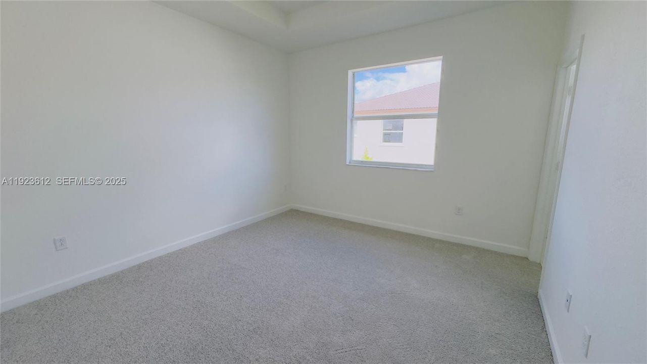 В аренду: $2,450 (3 спален, 2 ванн, 1413 Квадратных фут)