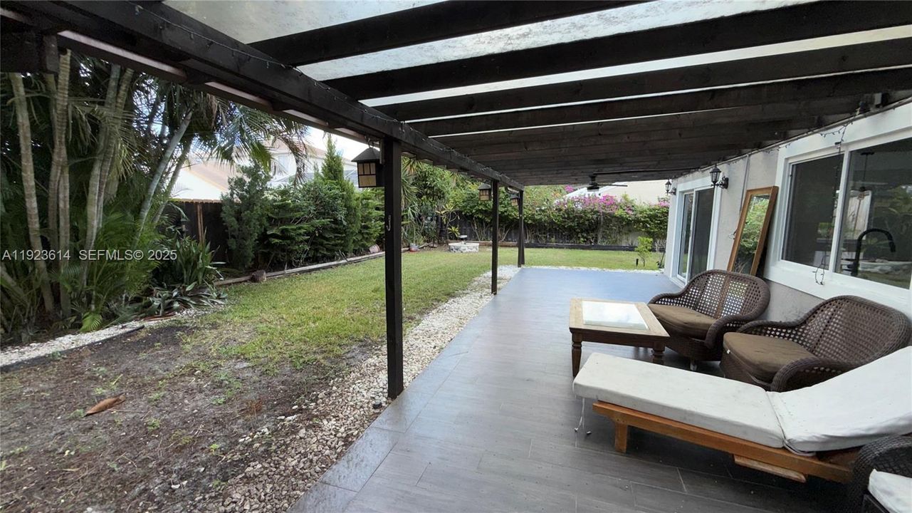 En Renta: $4,500 (3 camas, 2 baños, 1843 Pies cuadrados)