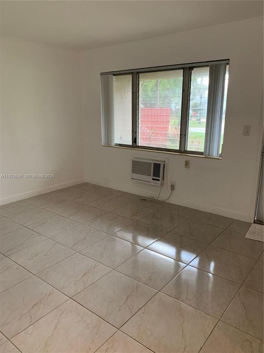 В аренду: $1,875 (1 спален, 1 ванн, 800 Квадратных фут)