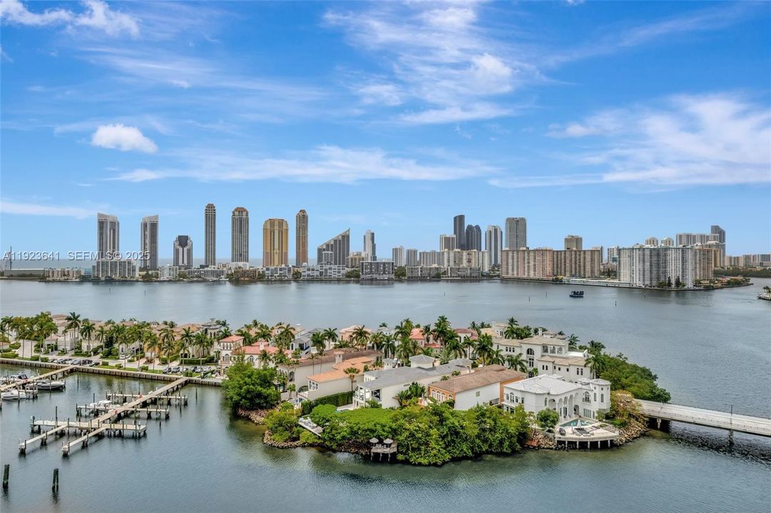 待售: $1,399,000 (2 贝兹, 2 浴室, 2070 平方英尺)