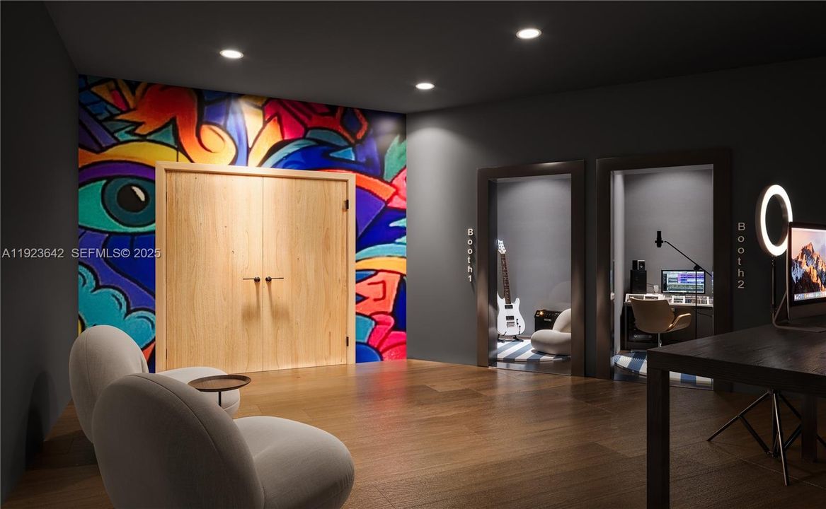 For Sale: $769,900 (1 beds, 1 baths, 660 Square Feet)