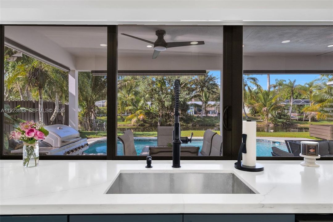 For Sale: $779,000 (3 beds, 2 baths, 1824 Square Feet)