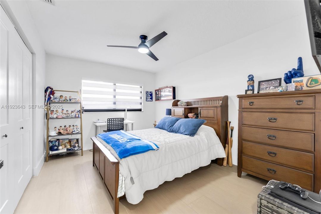 For Sale: $779,000 (3 beds, 2 baths, 1824 Square Feet)