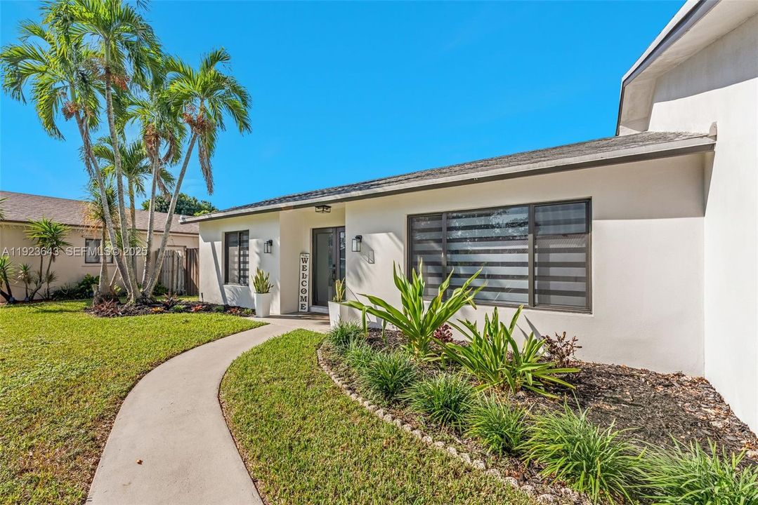 For Sale: $779,000 (3 beds, 2 baths, 1824 Square Feet)