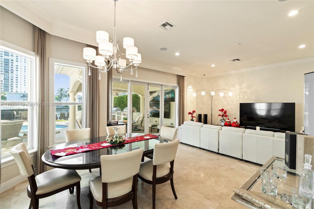 For Sale: $4,100,000 (5 beds, 6 baths, 4882 Square Feet)