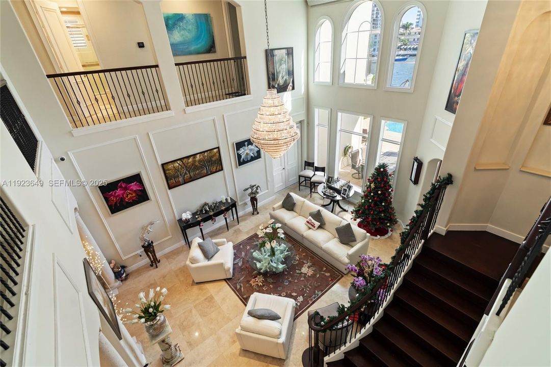 For Sale: $4,100,000 (5 beds, 6 baths, 4882 Square Feet)