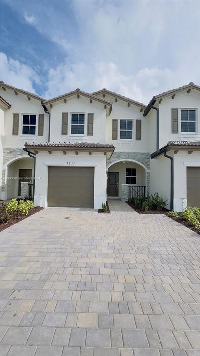 En Renta: $2,700 (3 camas, 2 baños, 0 Pies cuadrados)