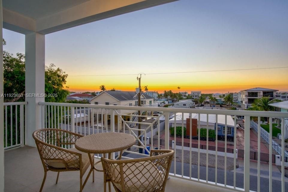 待售: $1,995,000 (5 贝兹, 3 浴室, 3184 平方英尺)