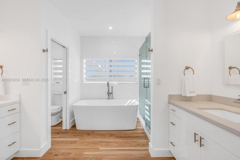 待售: $1,995,000 (5 贝兹, 3 浴室, 3184 平方英尺)