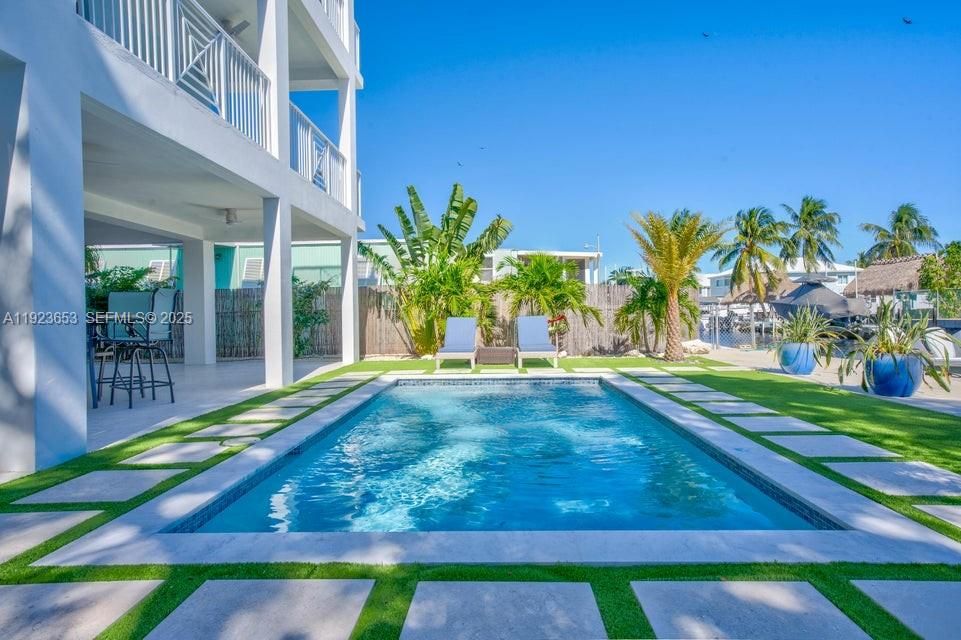 待售: $1,995,000 (5 贝兹, 3 浴室, 3184 平方英尺)