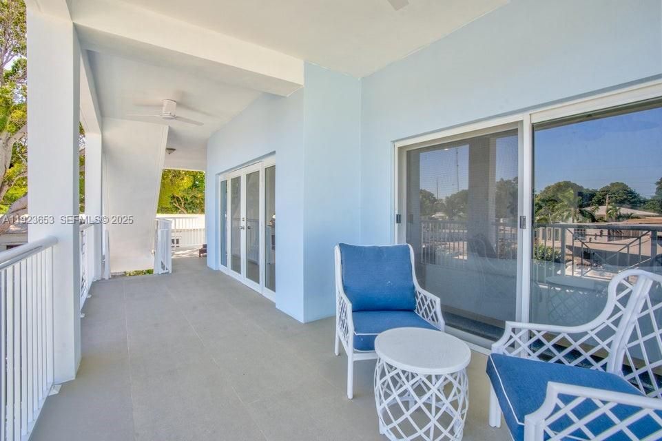 待售: $1,995,000 (5 贝兹, 3 浴室, 3184 平方英尺)