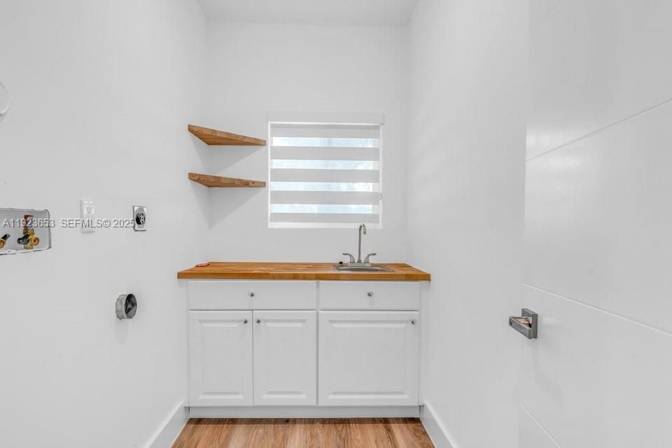 待售: $1,995,000 (5 贝兹, 3 浴室, 3184 平方英尺)