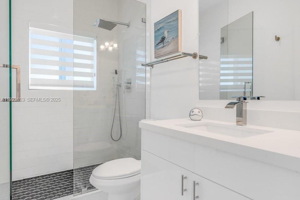 待售: $1,995,000 (5 贝兹, 3 浴室, 3184 平方英尺)