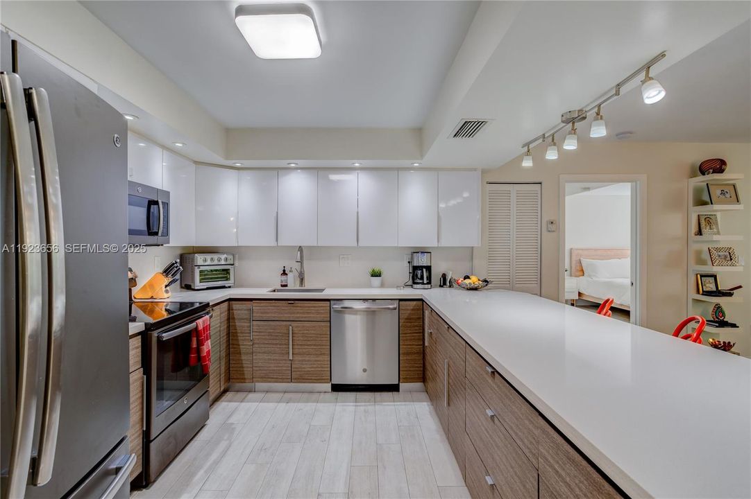 待售: $1,189,000 (3 贝兹, 2 浴室, 1734 平方英尺)