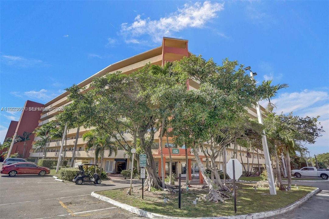 待售: $224,500 (2 贝兹, 2 浴室, 1317 平方英尺)