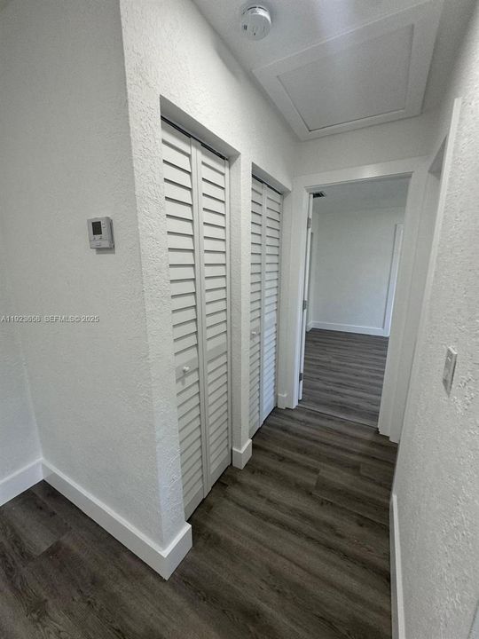 For Rent: $2,500 (3 beds, 2 baths, 1000 Square Feet)