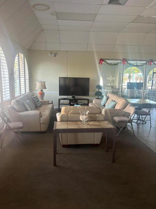 Community Tv Area