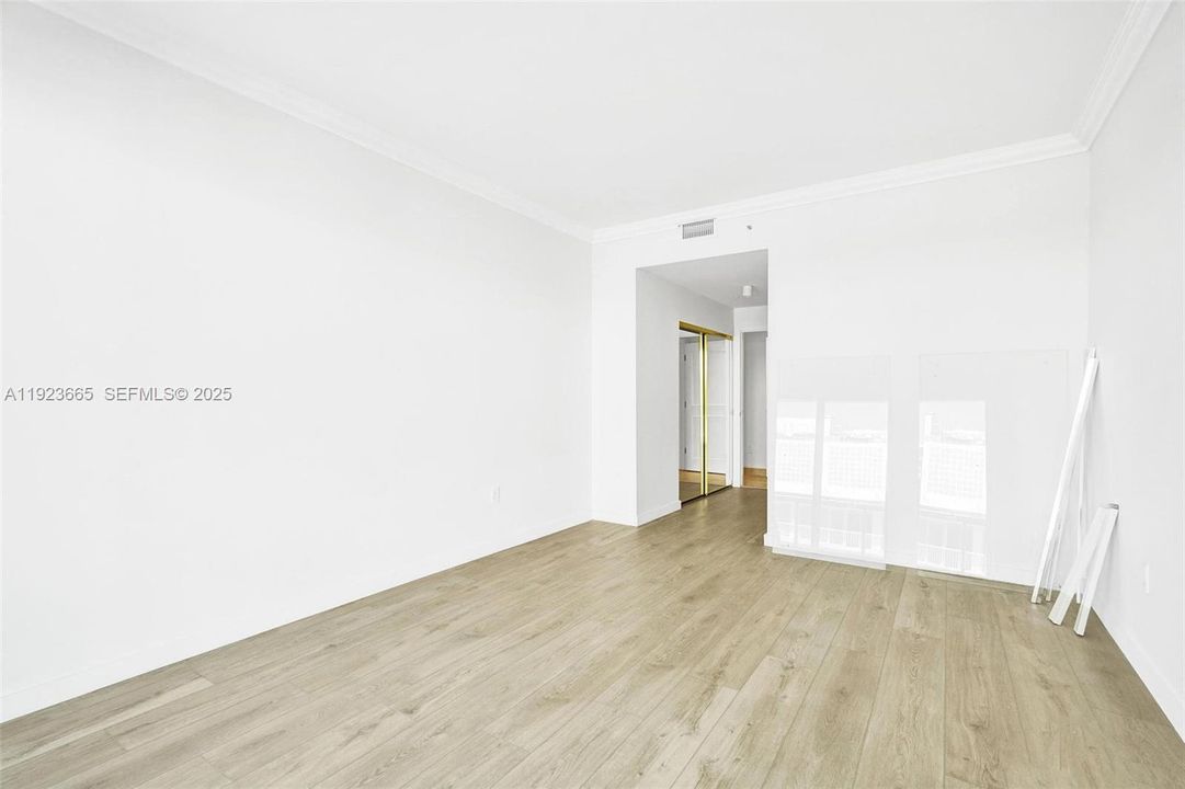 For Rent: $19,000 (2 beds, 4 baths, 3110 Square Feet)