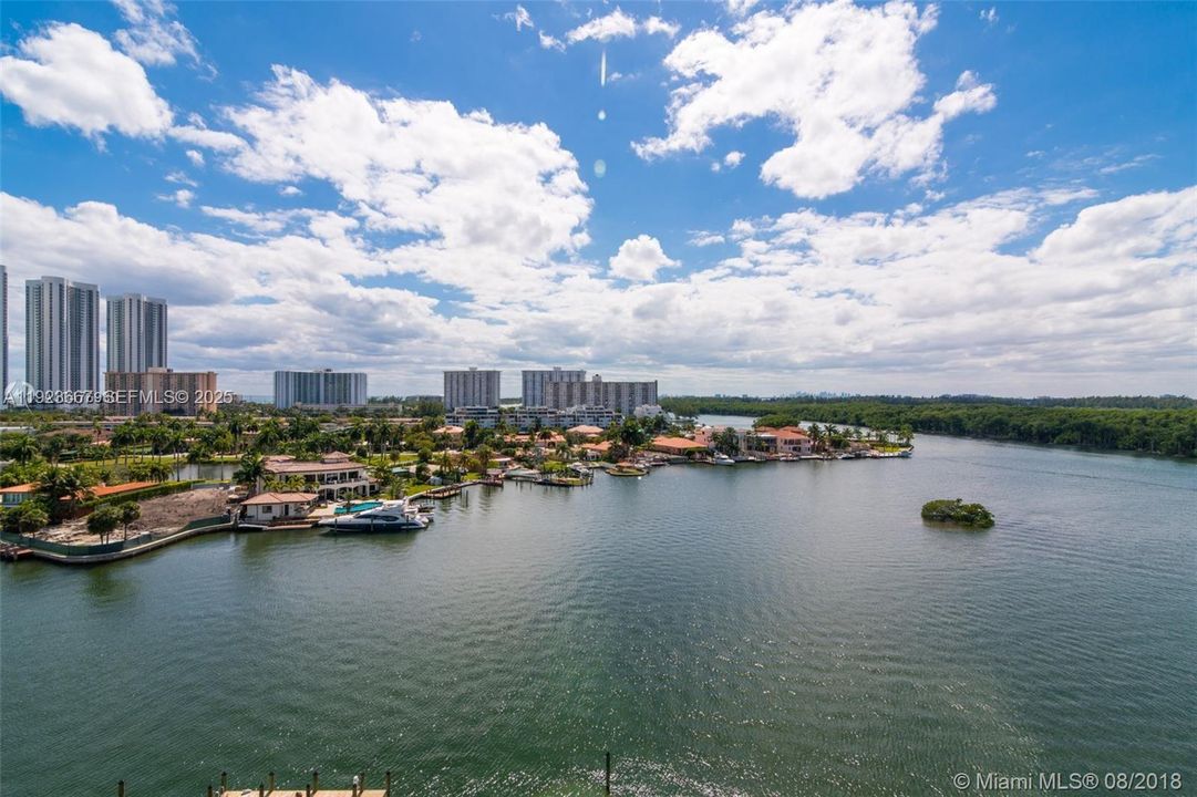 En Renta: $6,000 (3 camas, 2 baños, 1705 Pies cuadrados)