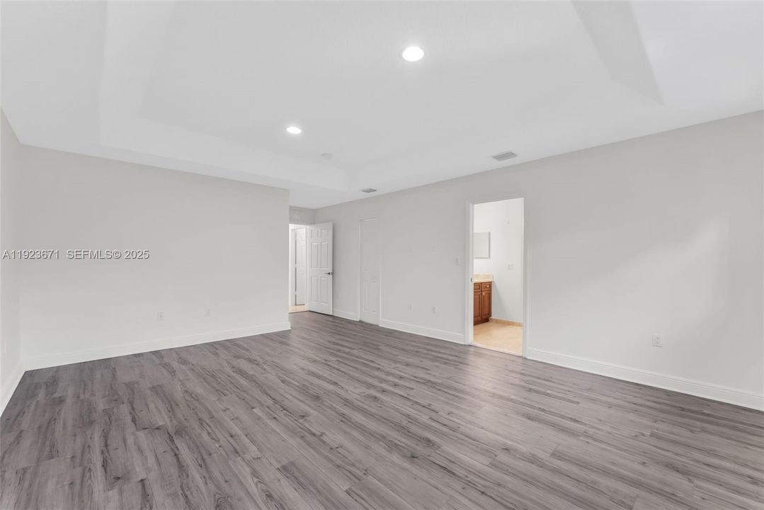 В аренду: $5,500 (3 спален, 3 ванн, 2344 Квадратных фут)