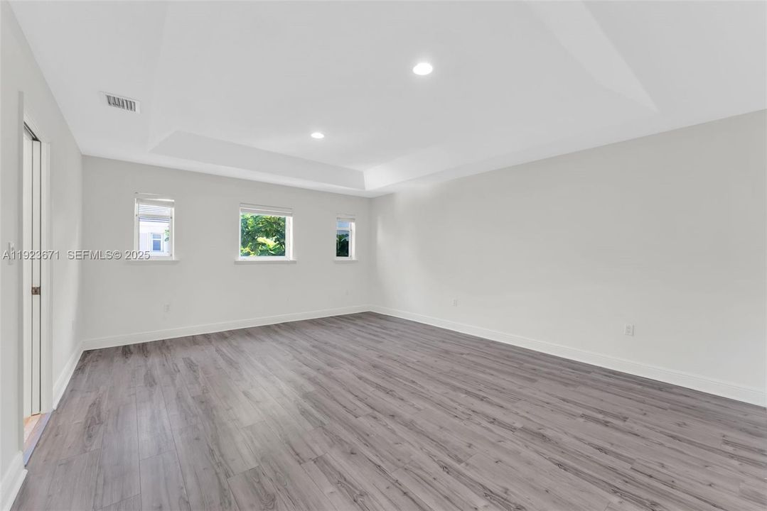 В аренду: $5,500 (3 спален, 3 ванн, 2344 Квадратных фут)