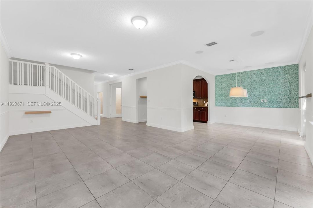 В аренду: $5,500 (3 спален, 3 ванн, 2344 Квадратных фут)