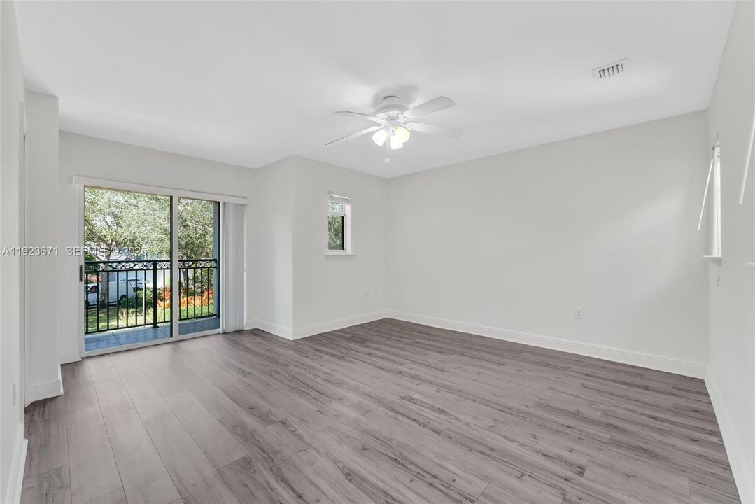 В аренду: $5,500 (3 спален, 3 ванн, 2344 Квадратных фут)