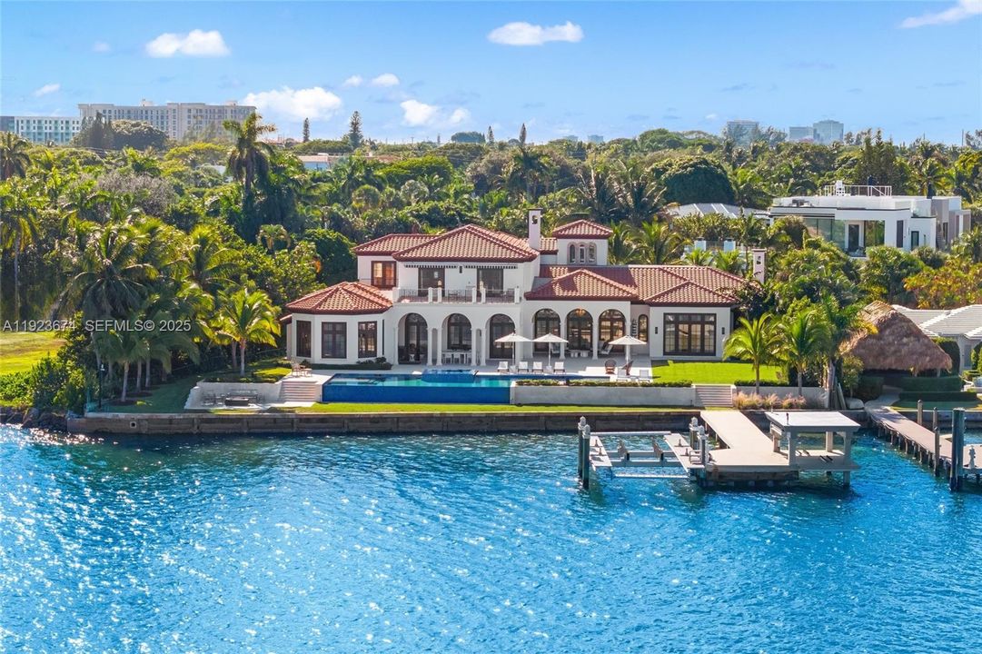 For Sale: $29,950,000 (7 beds, 6 baths, 9582 Square Feet)