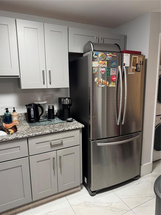 待售: $325,000 (2 贝兹, 2 浴室, 1194 平方英尺)