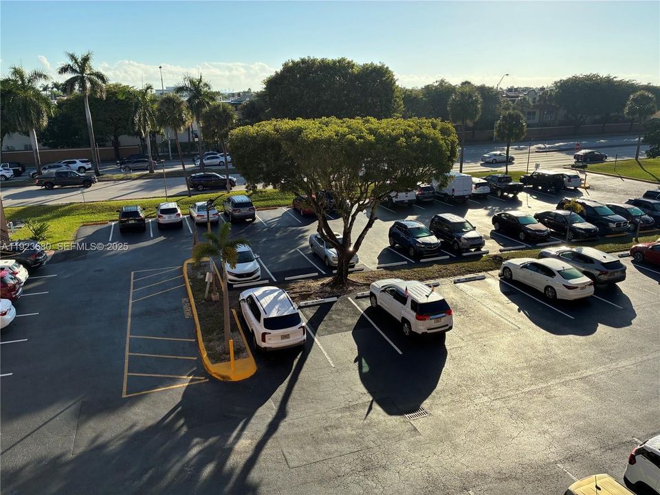 待售: $325,000 (2 贝兹, 2 浴室, 1194 平方英尺)