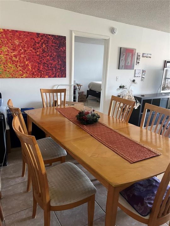 В аренду: $2,250 (2 спален, 2 ванн, 1106 Квадратных фут)